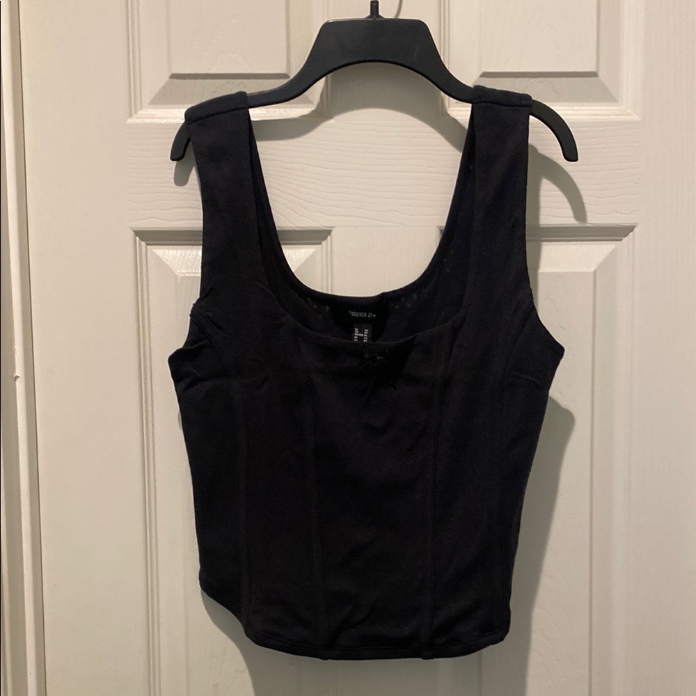 Women's Black Sleeveless Top